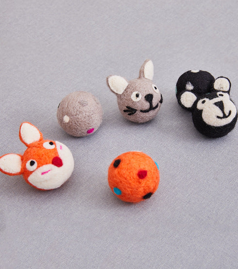 Colorful Felt Cat Toy Ball with Animal Sounds.