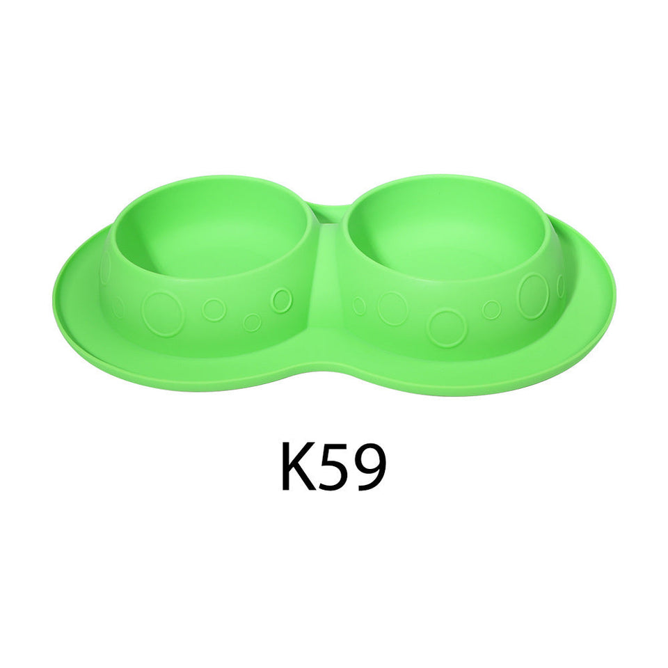 Silicone Bowl for Mess-Free Pet Feeding Anywhere