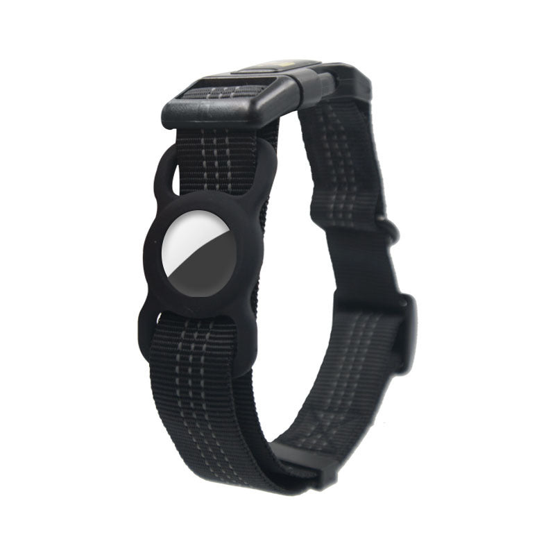 Sleek Collar with Hidden AirTag Slot for 24/7 Peace of Mind!