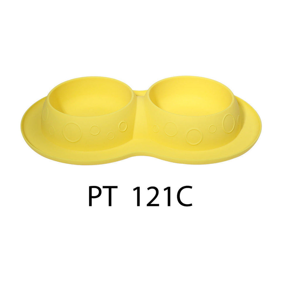 Silicone Bowl for Mess-Free Pet Feeding Anywhere